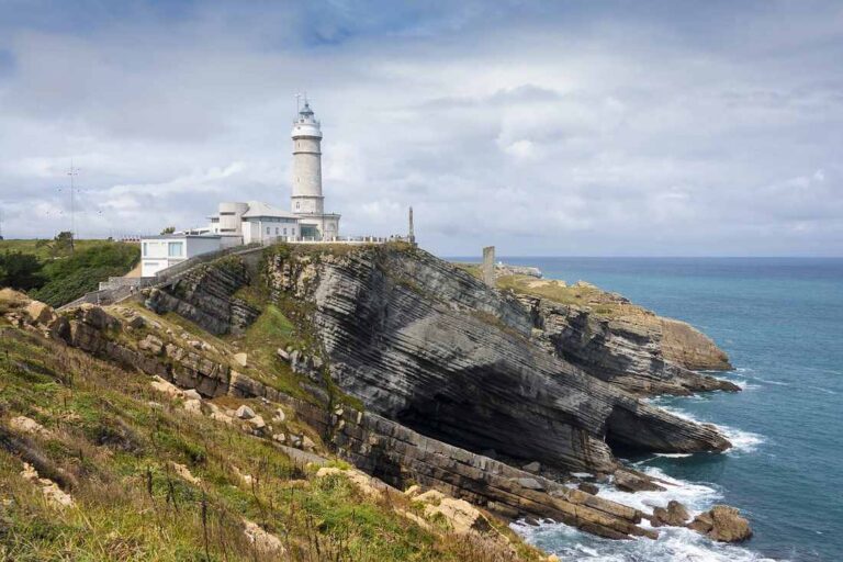 Faro del Cabo Mayor en Santander