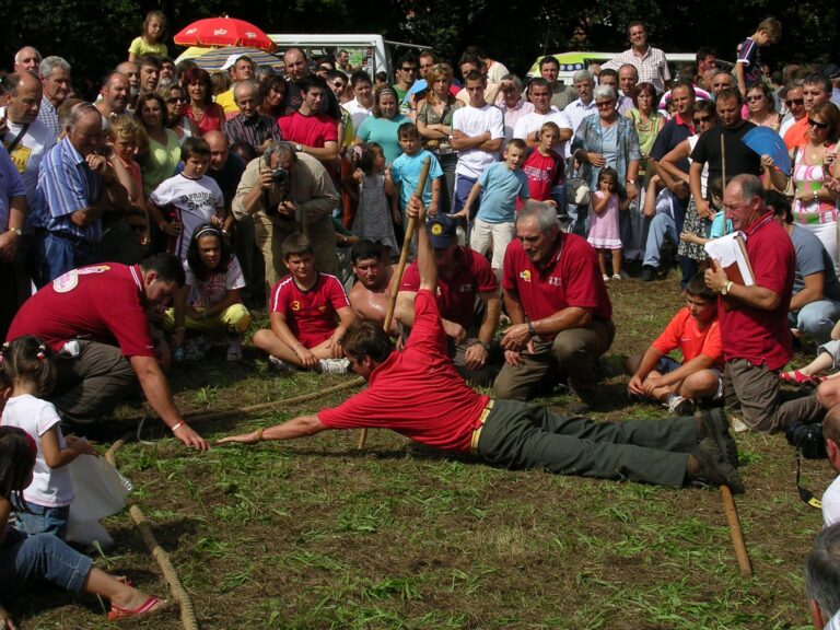 Salto pasiego, un clásico en las fiestas locales